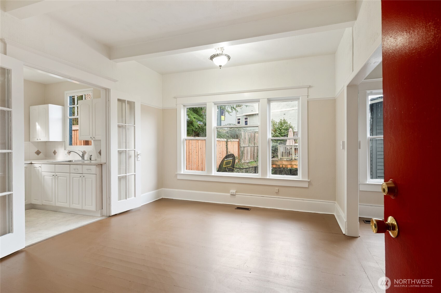 1425 Palm Avenue SW Seattle WA 98116