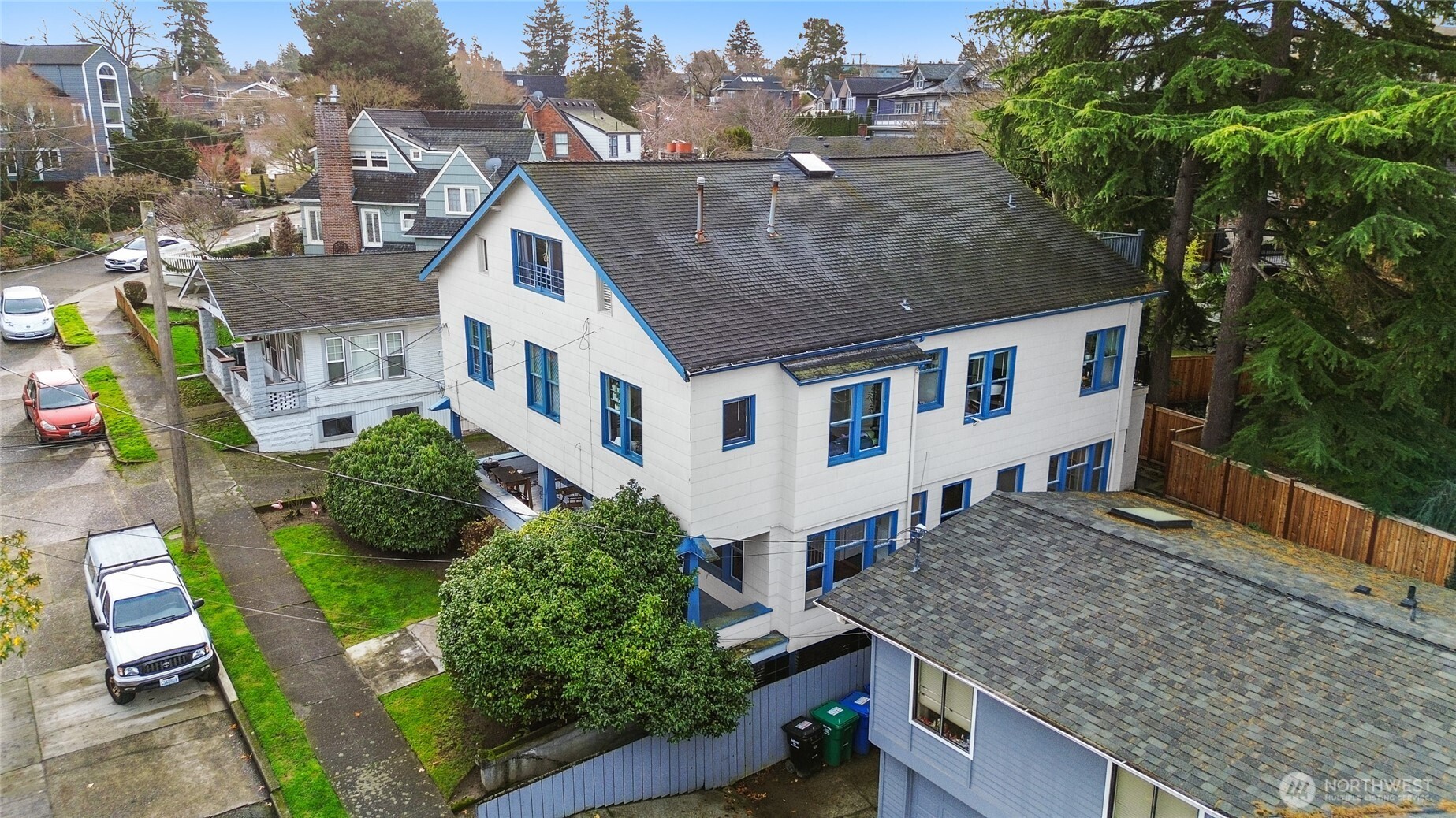 1425 Palm Avenue SW Seattle WA 98116
