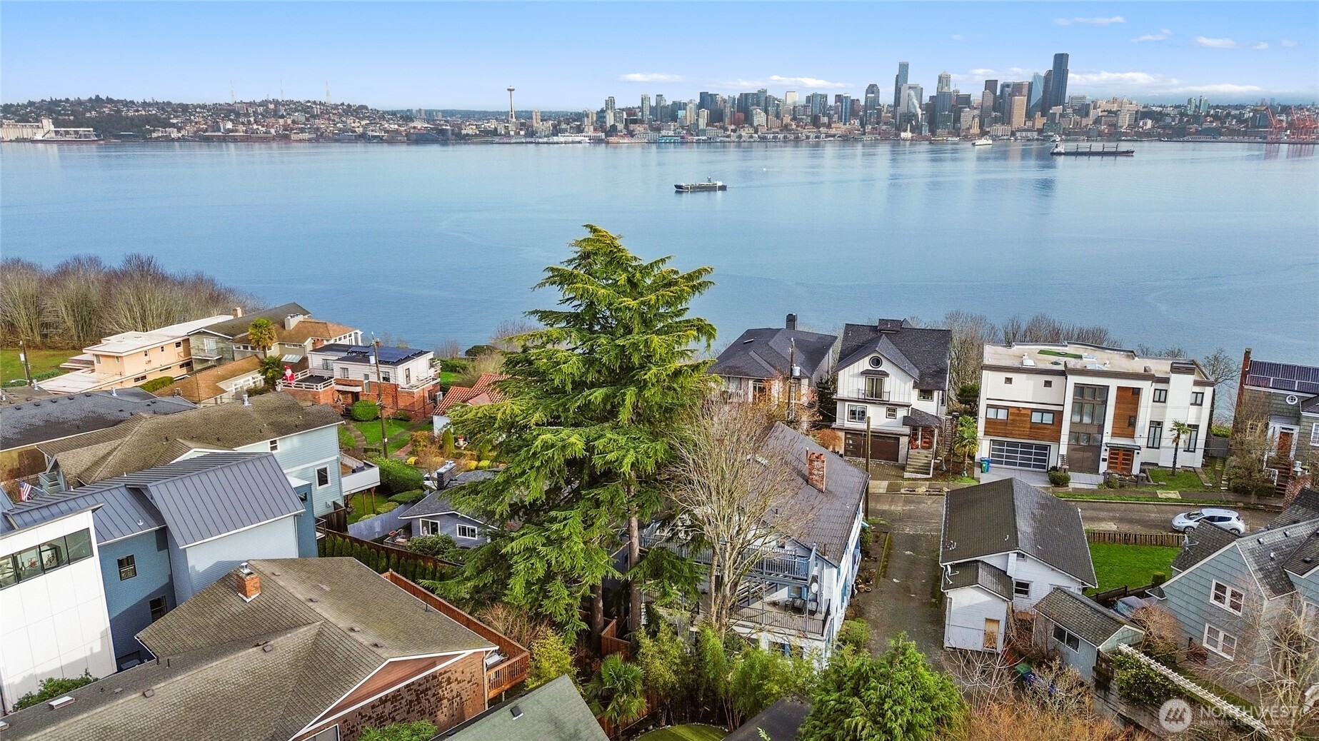 1425 Palm Avenue SW Seattle WA 98116