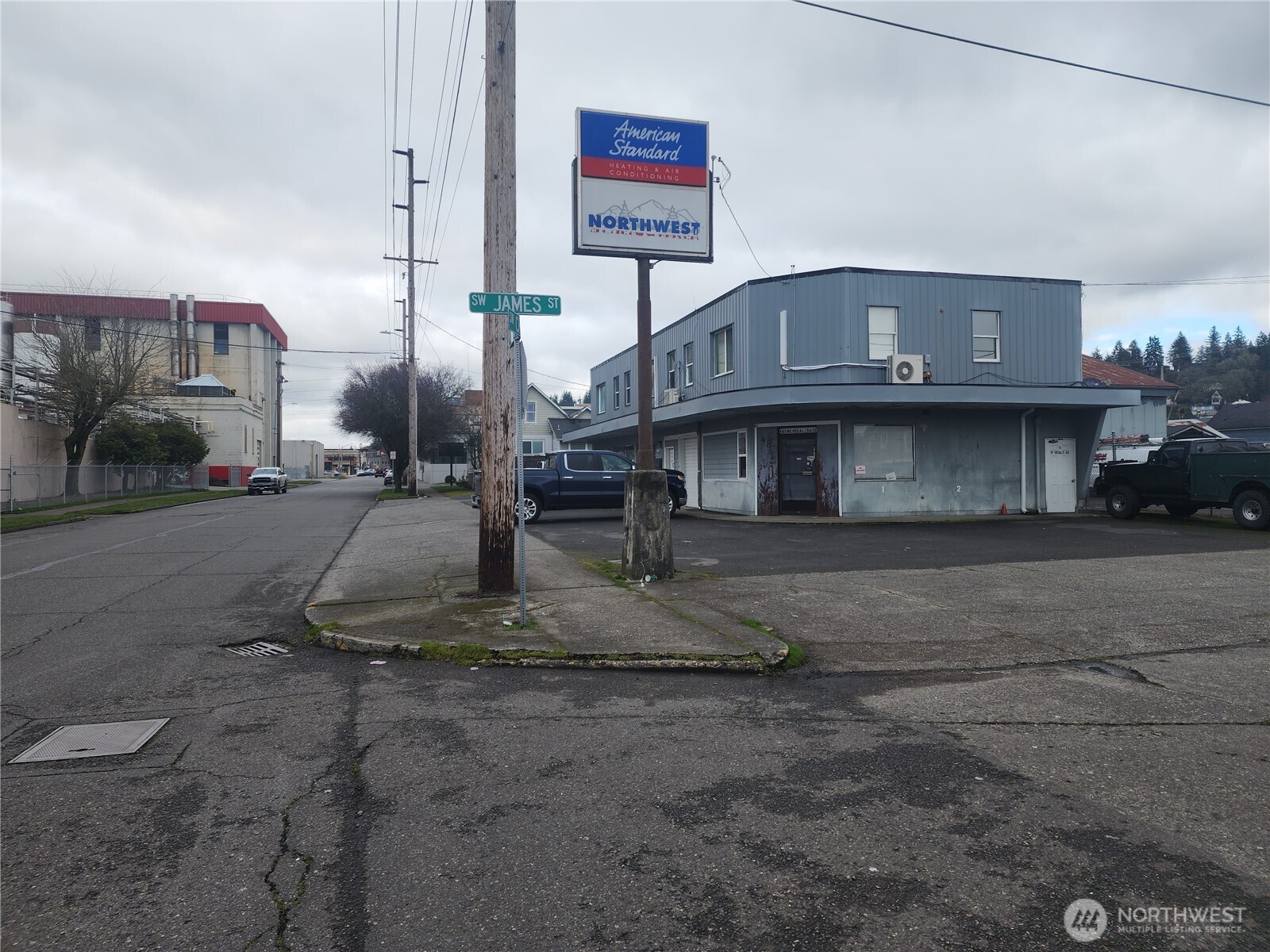 48 SW Chehalis Chehalis WA 98532