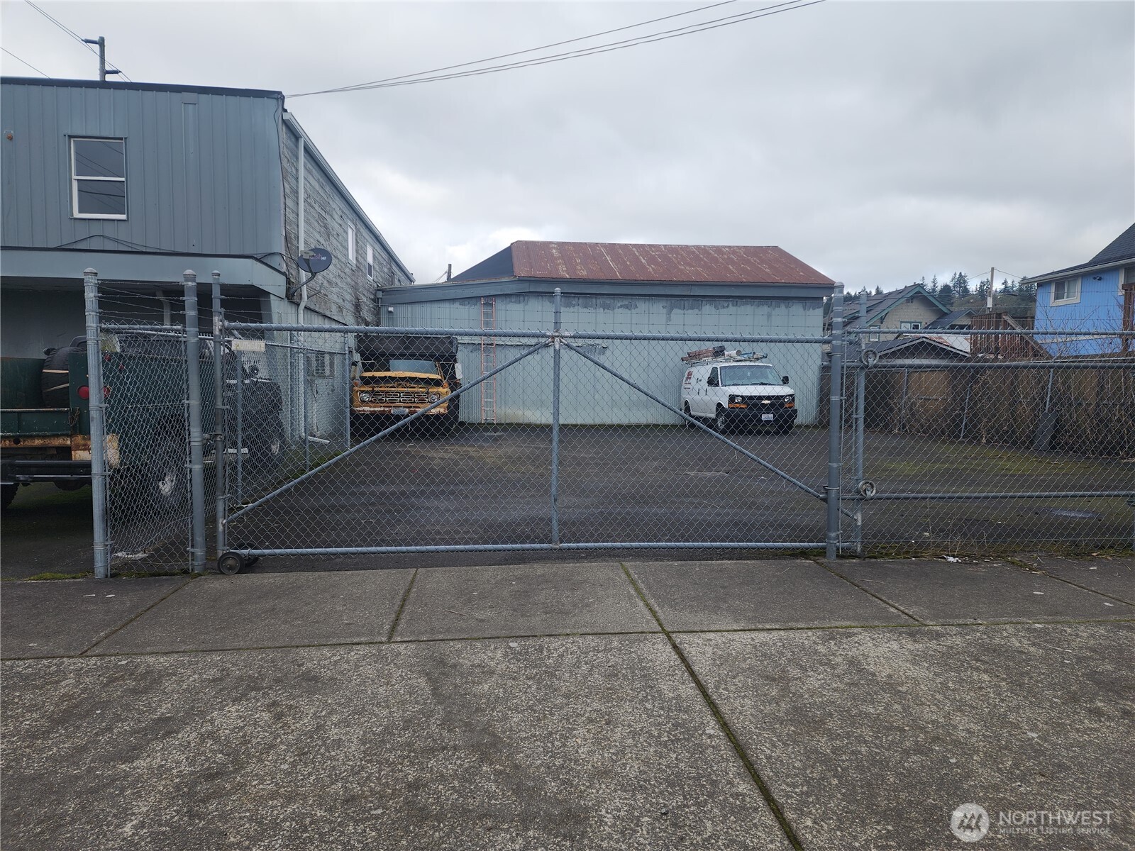 48 SW Chehalis Chehalis WA 98532