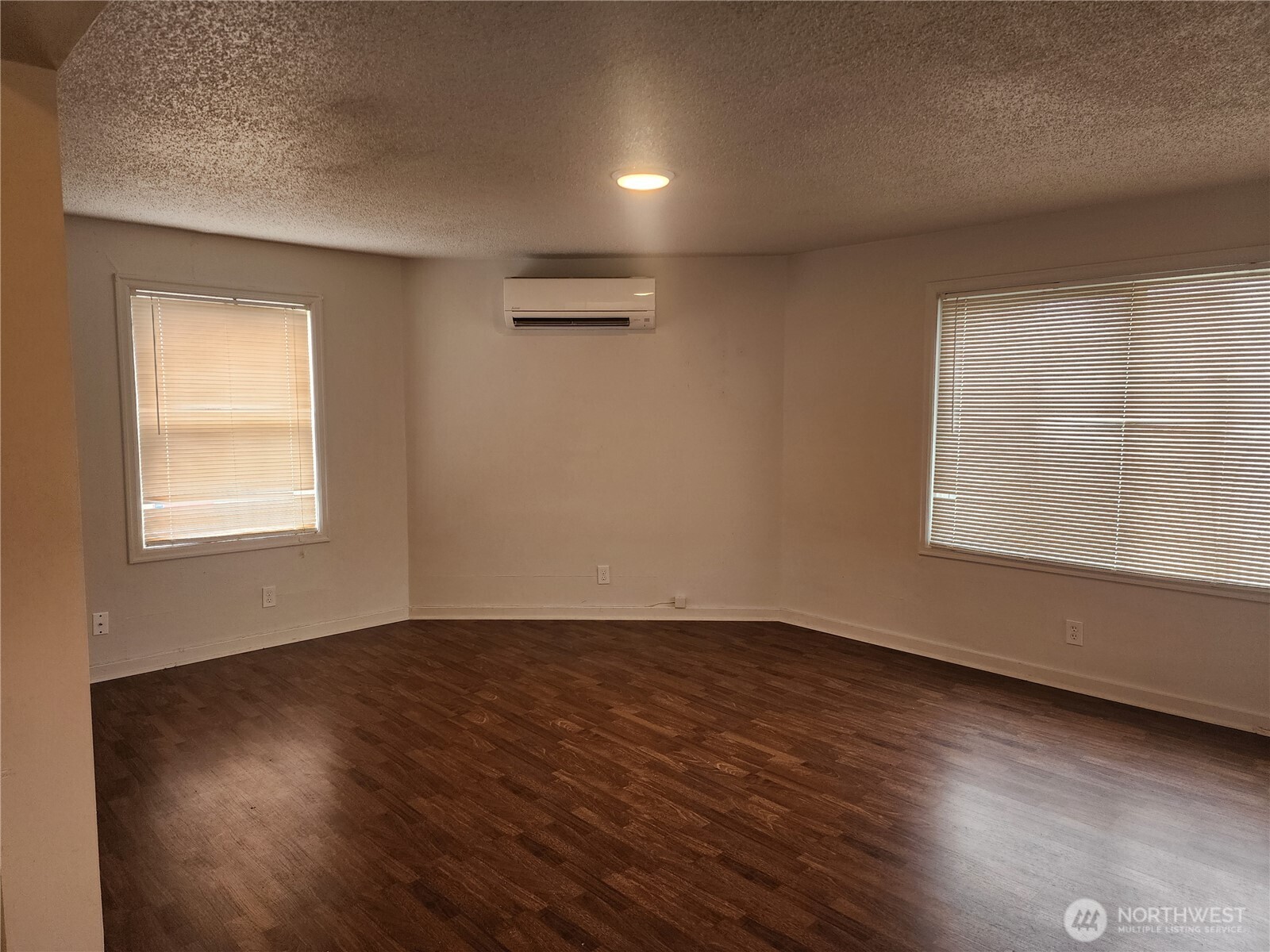 48 SW Chehalis Chehalis WA 98532