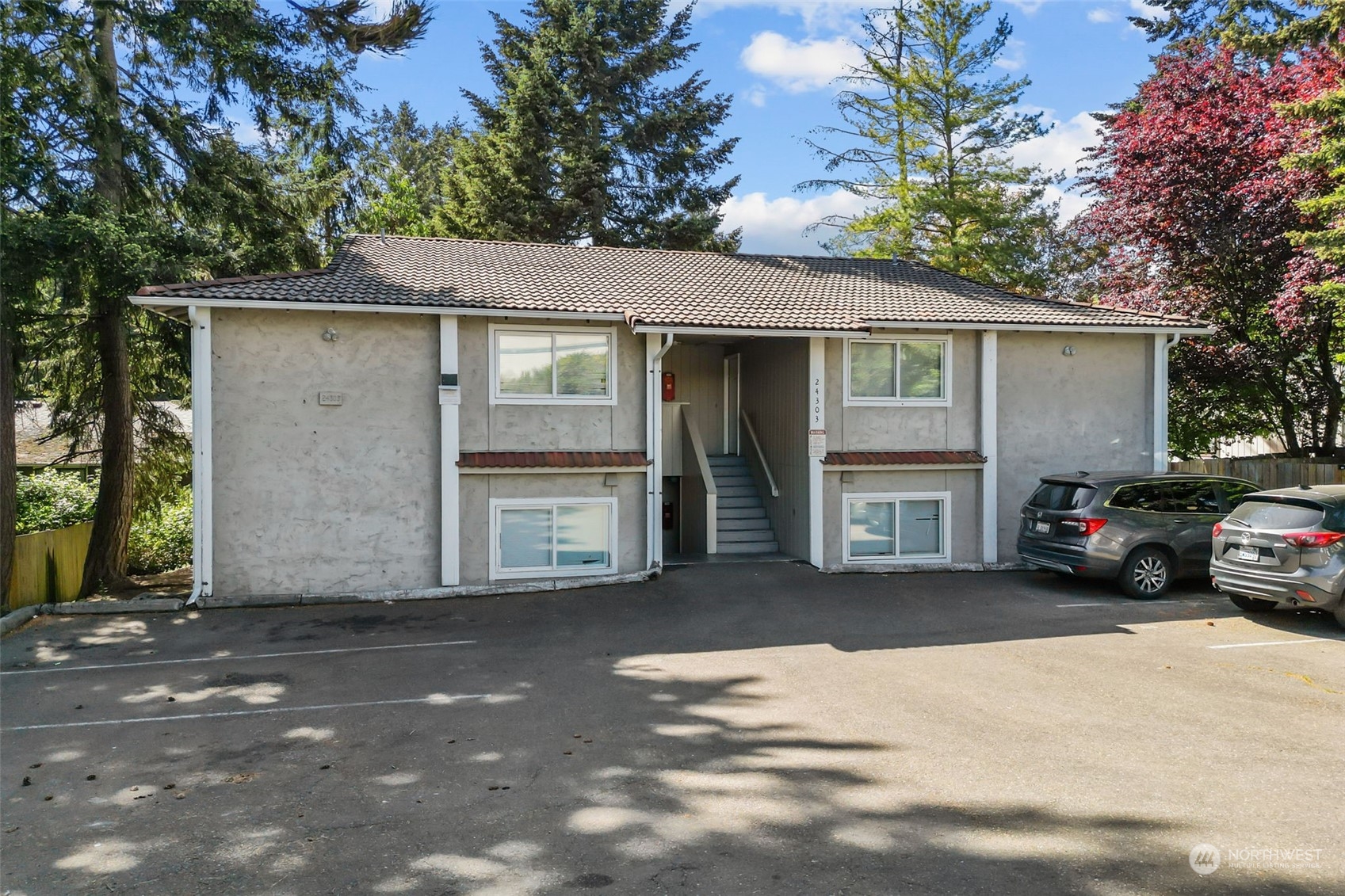 24303 27th Avenue S Des Moines WA 98198