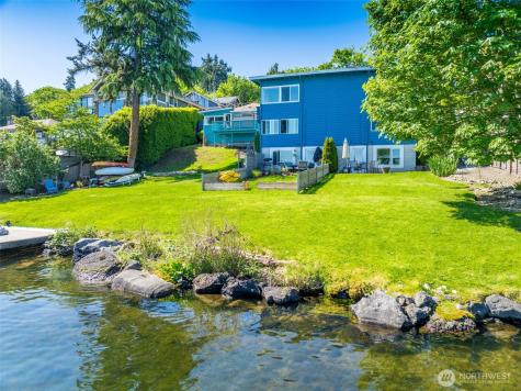 8716 Sand Point Way NE Seattle WA 98115