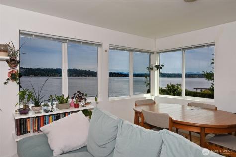 8716 Sand Point Way NE Seattle WA 98115