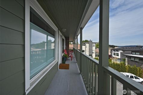 8716 Sand Point Way NE Seattle WA 98115