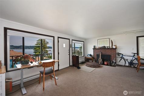 8716 Sand Point Way NE Seattle WA 98115