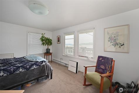 8716 Sand Point Way NE Seattle WA 98115