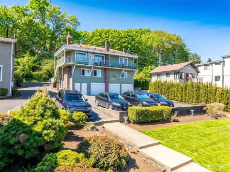 8716 Sand Point Way NE Seattle WA 98115