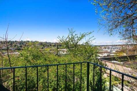 3438 14th Avenue W Seattle WA 98119