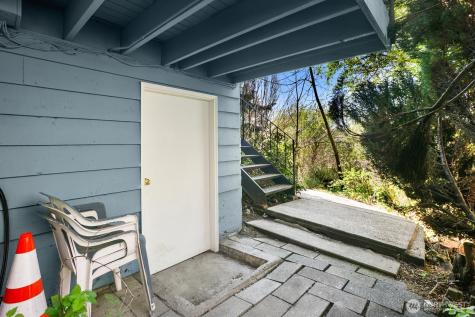 3438 14th Avenue W Seattle WA 98119