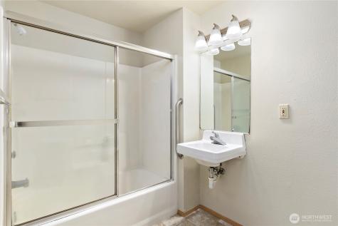 441 NE Kettle Street Oak Harbor WA 98277