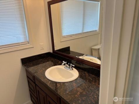2716 S 258th Place Kent WA 98032