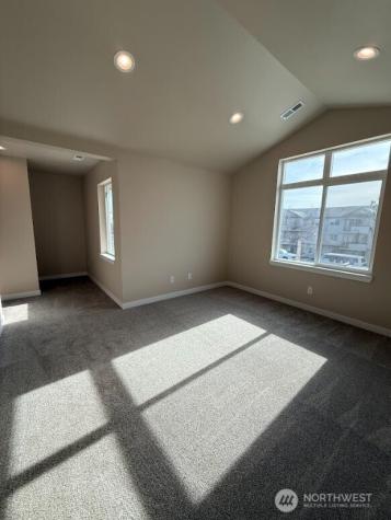 920 NW Sunburst Court Moses Lake WA 98837