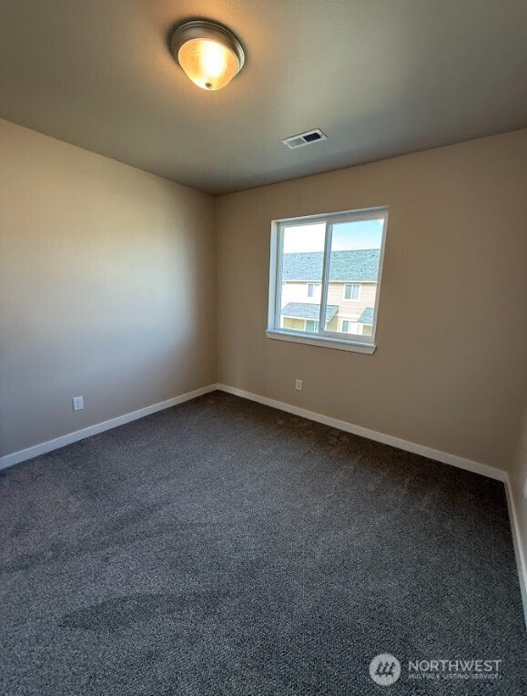 920 NW Sunburst Court Moses Lake WA 98837