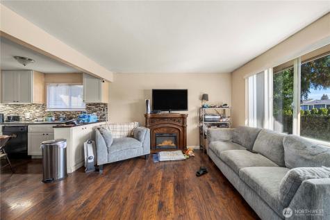 1561 S 35th Street Tacoma WA 98418