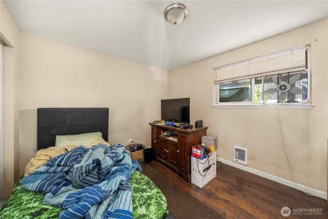 1561 S 35th Street Tacoma WA 98418
