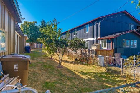 1561 S 35th Street Tacoma WA 98418