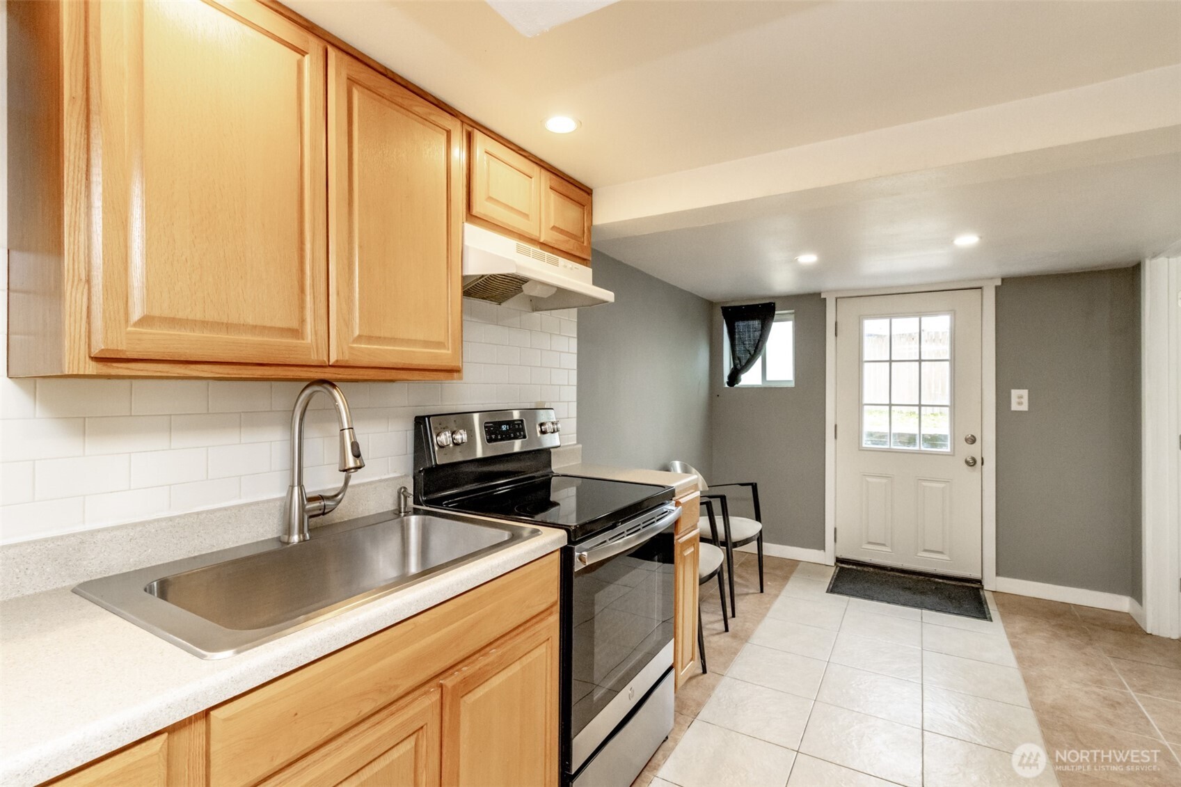 10033 Des Moines Memorial Drive S Seattle WA 98168
