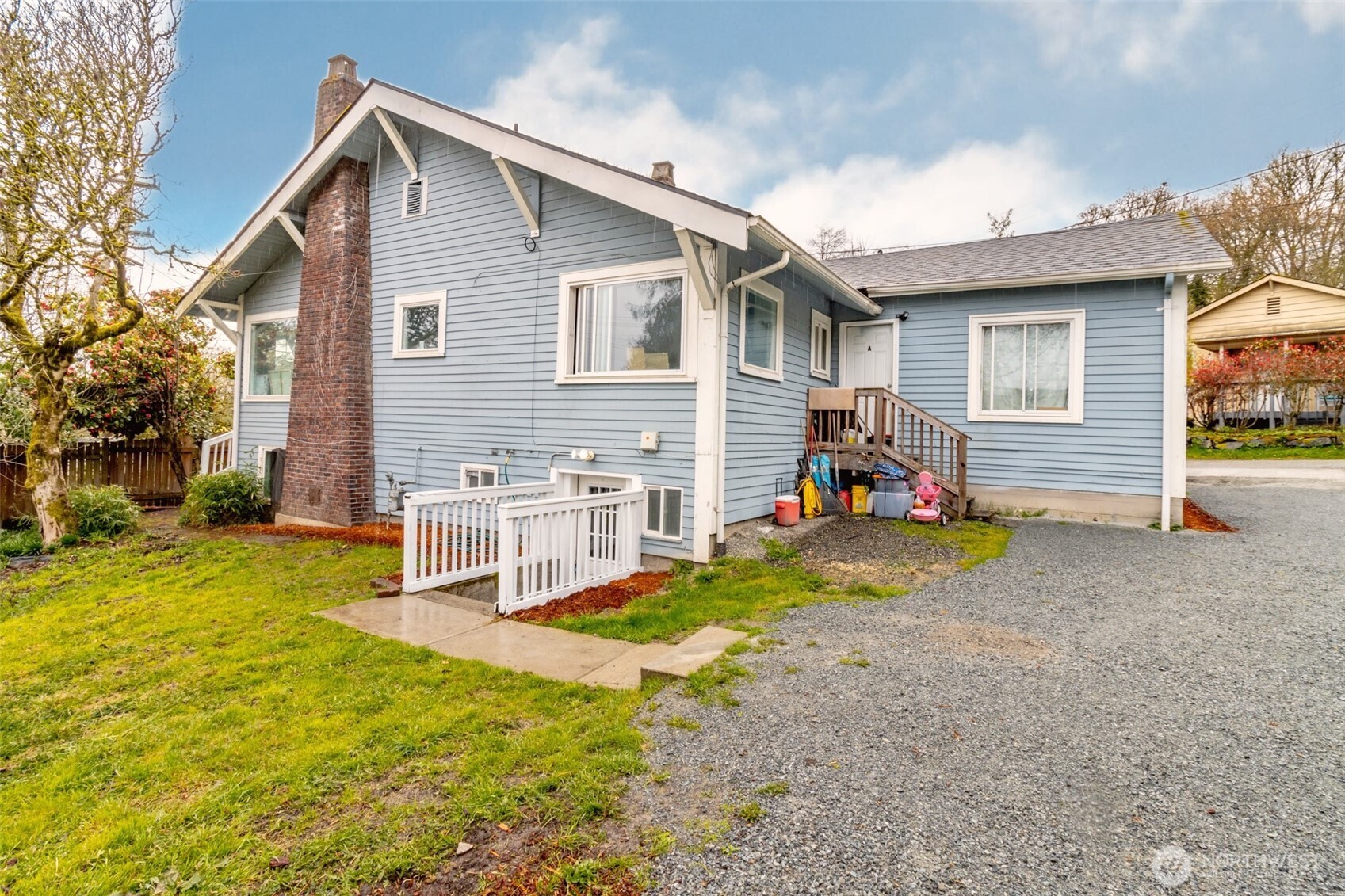 10033 Des Moines Memorial Drive S Seattle WA 98168