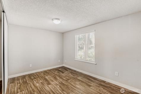 34214 1st Place S Federal Way WA 98003