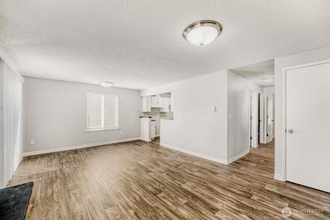 34214 1st Place S Federal Way WA 98003