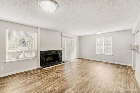 34214 1st Place S Federal Way WA 98003