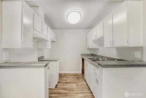 34214 1st Place S Federal Way WA 98003