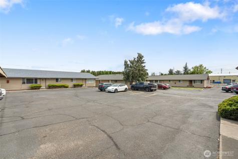 1011 1013, 1015 S 48th Avenue Yakima WA 98908