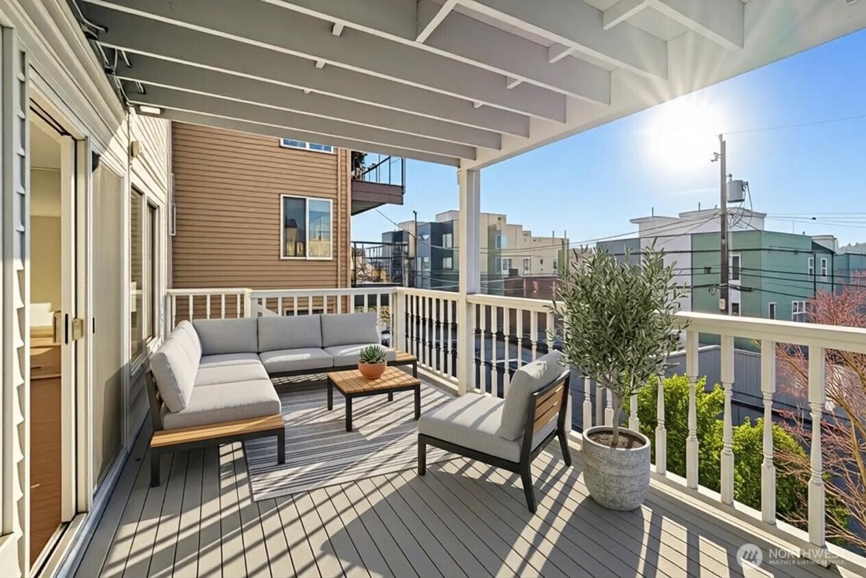 2349 Boylston Avenue E Seattle WA 98102