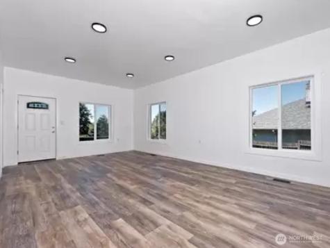 112 Kennebeck Avenue S Kent WA 98030