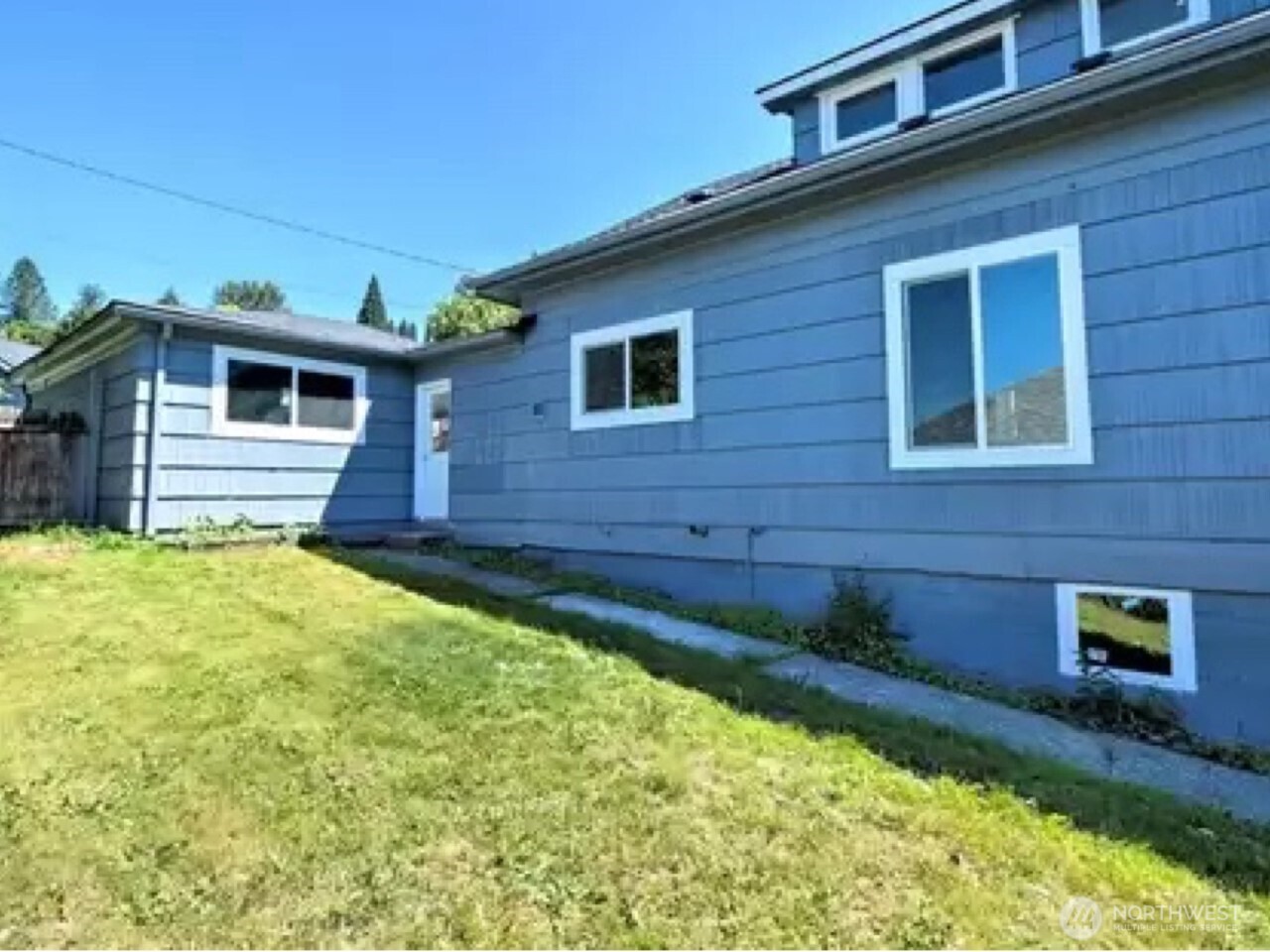 112 Kennebeck Avenue S Kent WA 98030