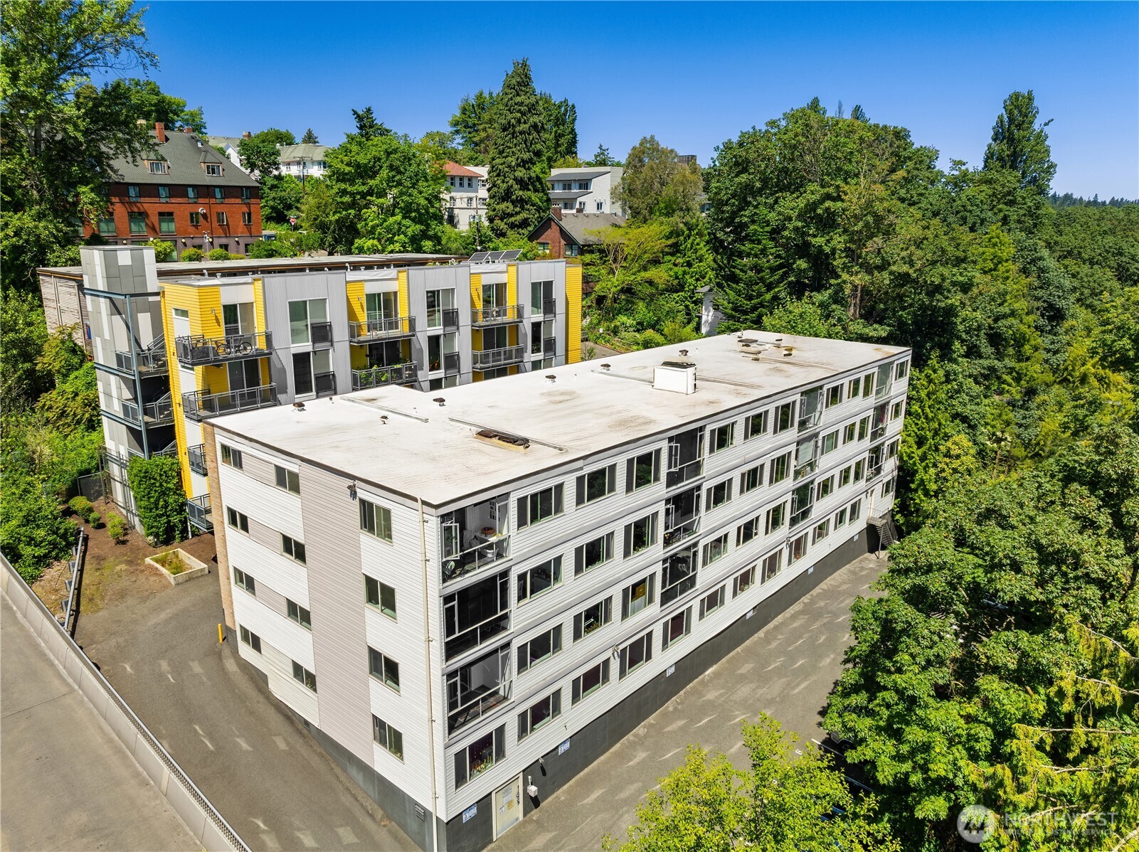 2233 NE 46th Street Seattle WA 98105