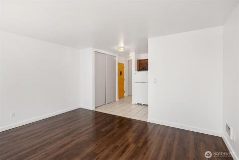 2233 NE 46th Street Seattle WA 98105