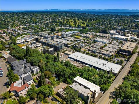 2233 NE 46th Street Seattle WA 98105