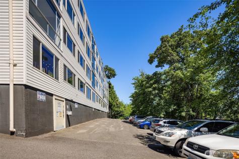 2233 NE 46th Street Seattle WA 98105