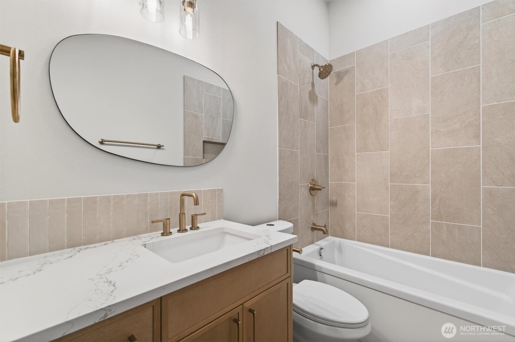 11 Sun Crest Lane Cathlamet WA 98612