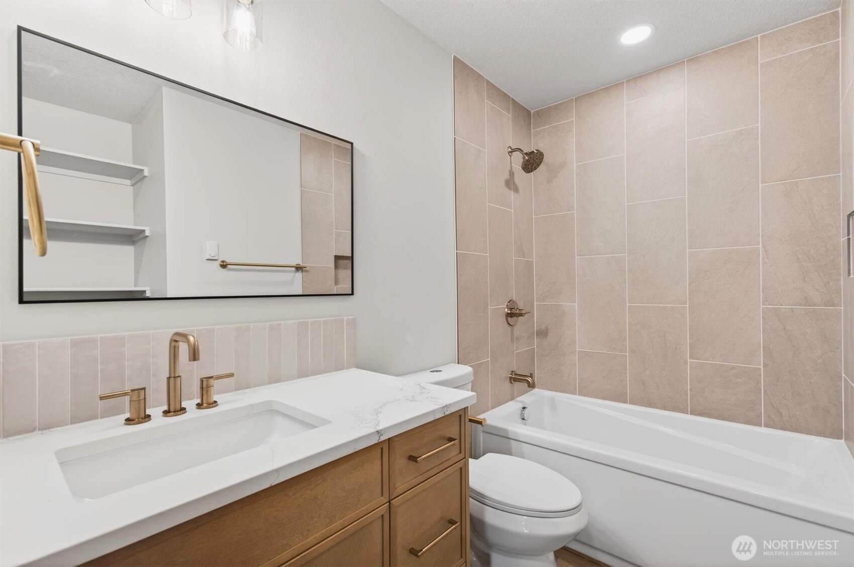 11 Sun Crest Lane Cathlamet WA 98612