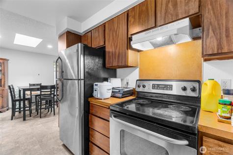 1072 Central Street SE Olympia WA 98501