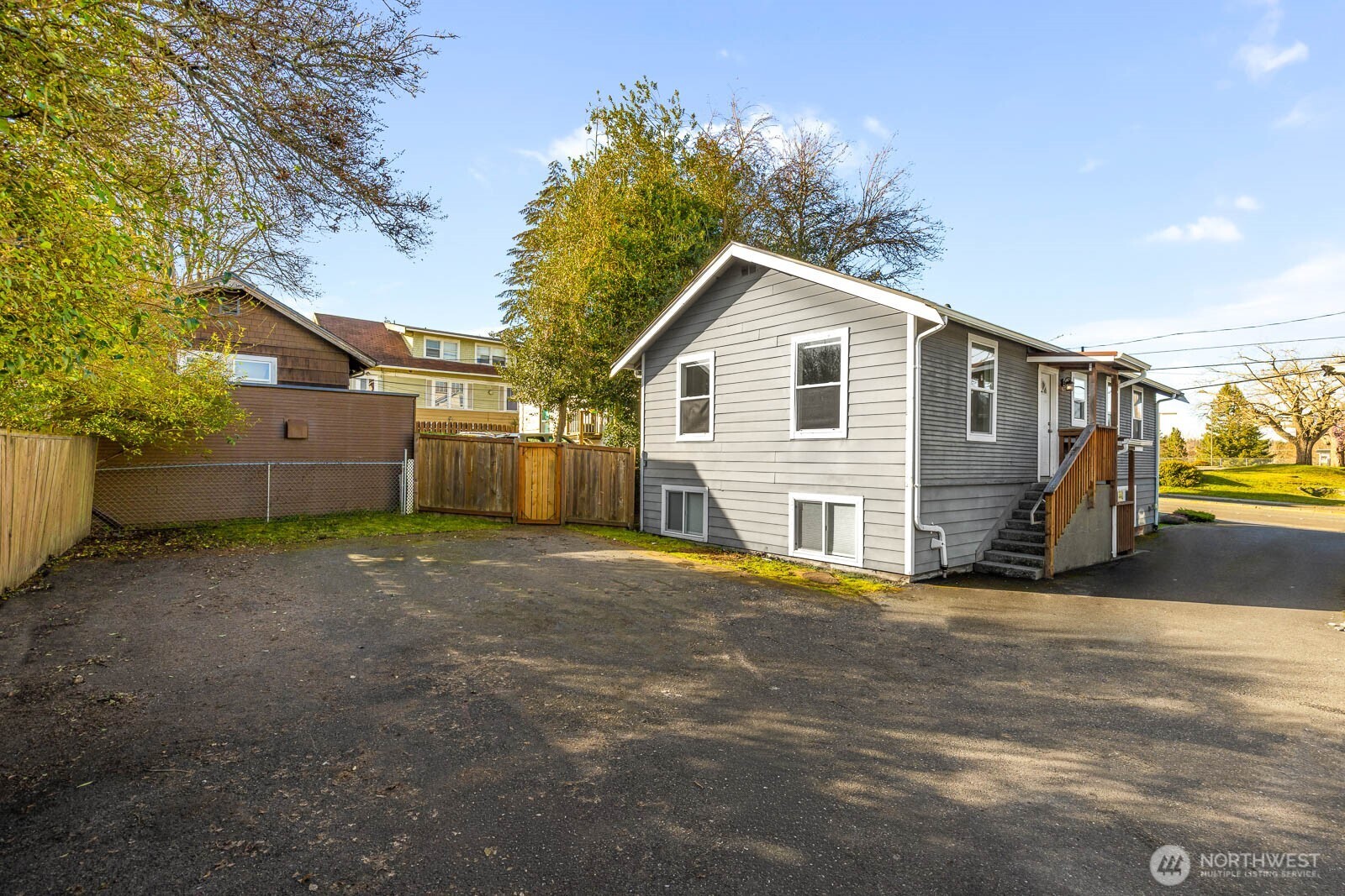 1223 11th Street Bremerton WA 98337