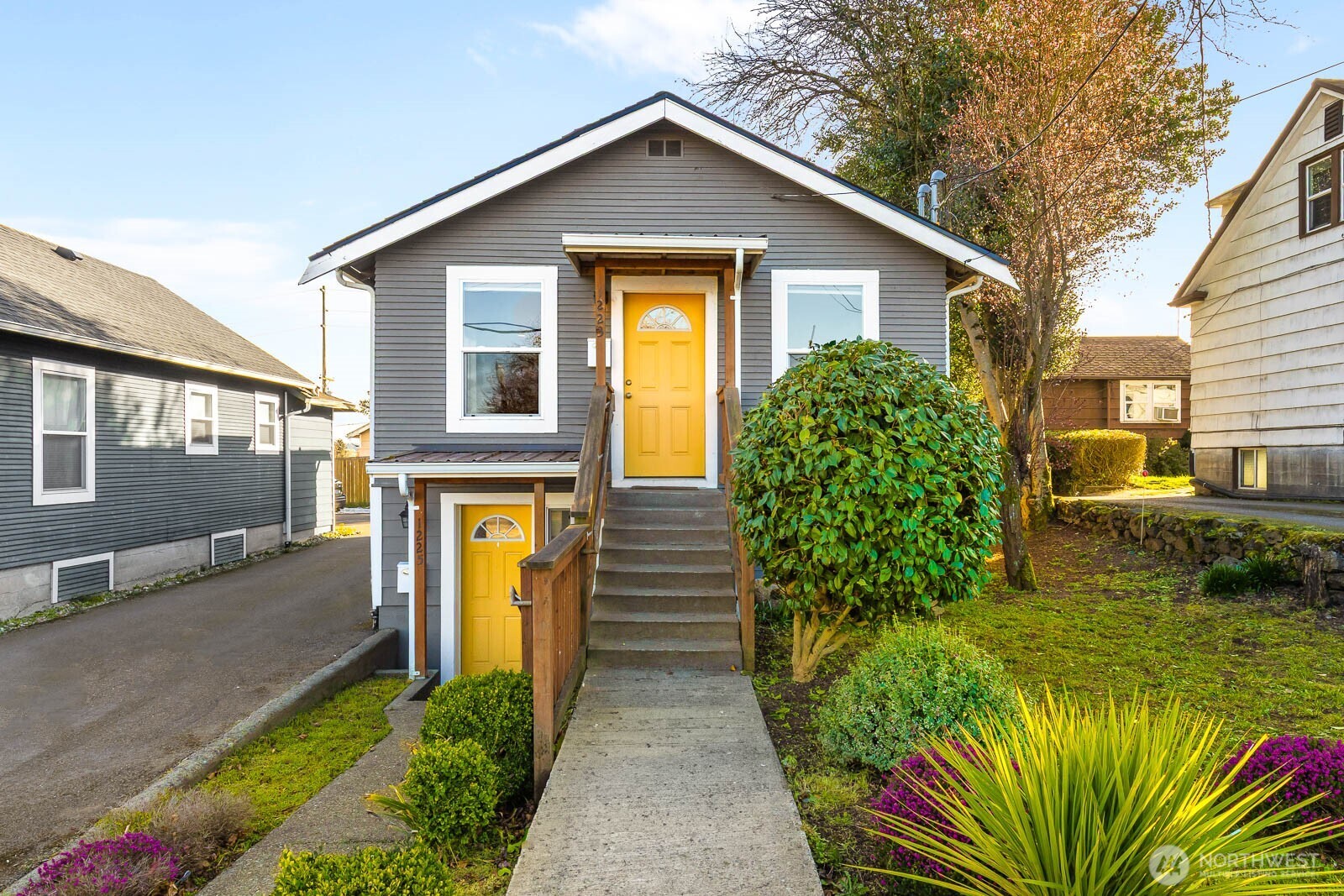 1223 11th Street Bremerton WA 98337