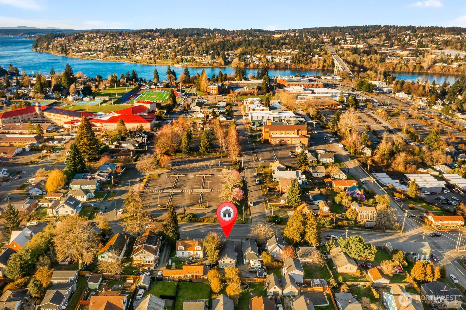 1223 11th Street Bremerton WA 98337