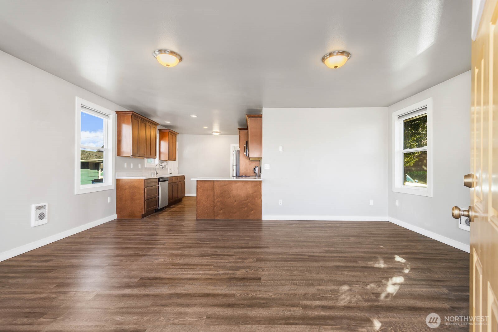 1223 11th Street Bremerton WA 98337