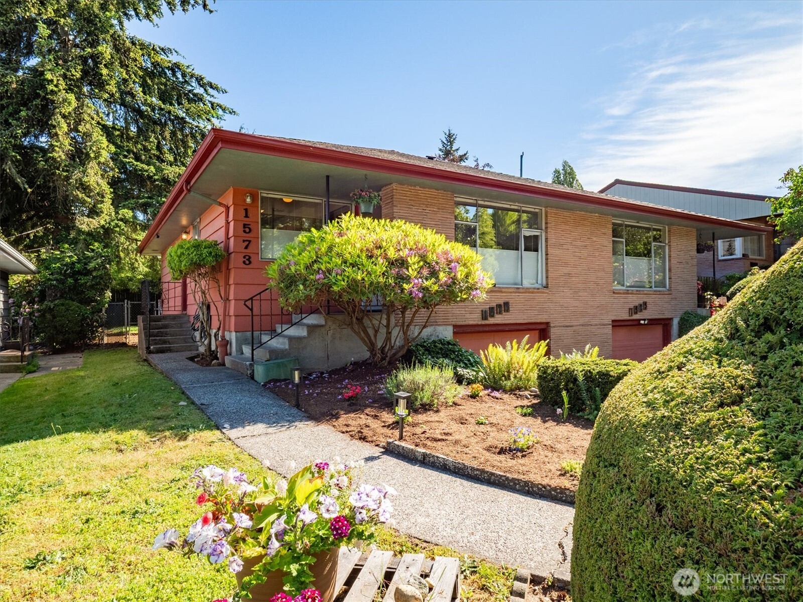 1573 90th Street Seattle WA 98117