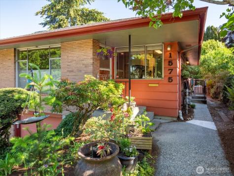 1573 90th Street Seattle WA 98117