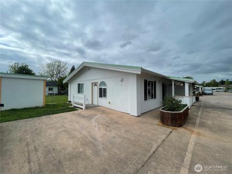 109 4th Avenue SE Pacific WA 98047