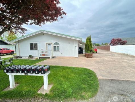 109 4th Avenue SE Pacific WA 98047