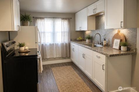 909 E 2nd Street Aberdeen WA 98520