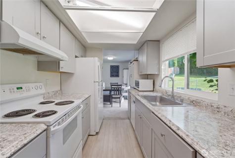 302 Bedrock Drive Everett WA 98203