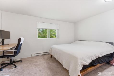 302 Bedrock Drive Everett WA 98203